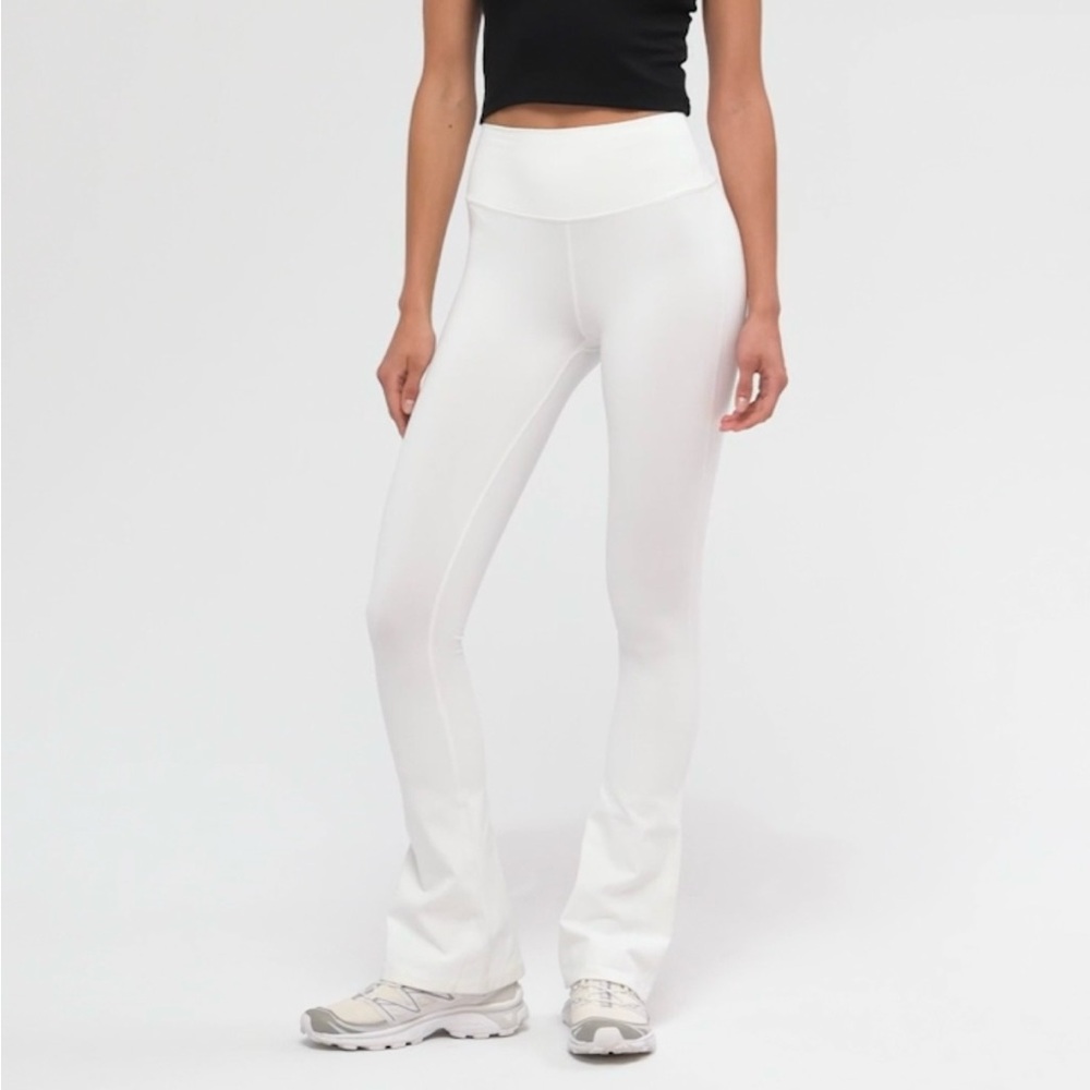 Splits59 White Flare Leggings